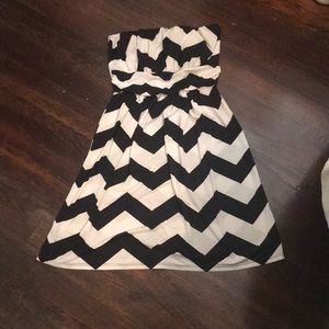 Black and white strapless dress